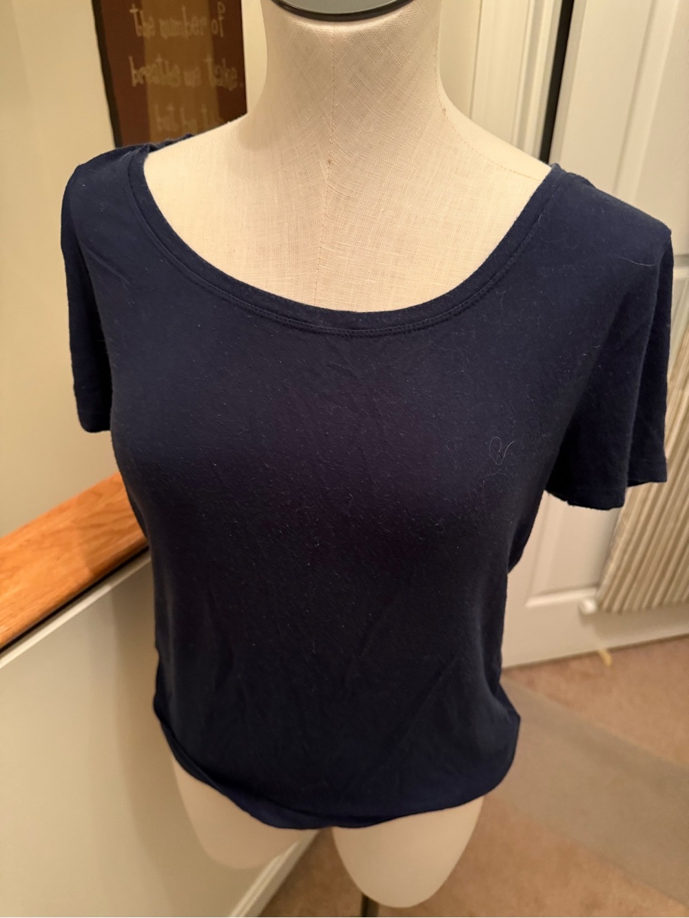 Tahari Navy Short Sleeve Scoop Neck Top
